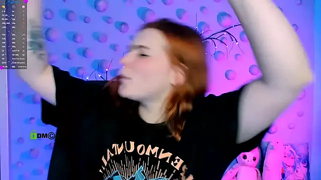 Snapshot of casey_meow_ chatting on December 23, 2025, 11:09 am casey meow online show from December 23, 2025, 11:09 am