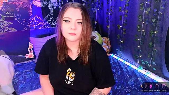 Snapshot of Marshmallowbeauty chatting on December 14, 2025, 10:04 pm Marshmallowbeauty online show from December 14, 2025, 10:04 pm