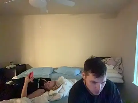 Matthew23Z online show from November 16, 2025, 8:13 pm