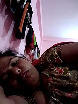 Snapshot of Hott_locky chatting on November 26, 2025, 11:16 pm Hott locky online show from November 26, 2025, 11:16 pm