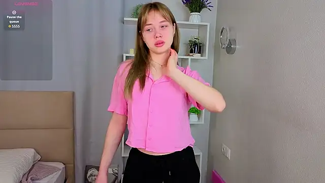 Snapshot of MarniOrdway chatting on March 2, 2026, 4:14 pm MarniOrdway online show from March 2, 2026, 4:14 pm