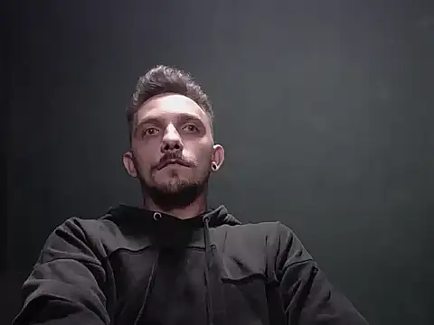 Snapshot of guesswhatbitch chatting on September 30, 2025, 6:25 pm guesswhatbitch online show from September 30, 2025, 6:25 pm