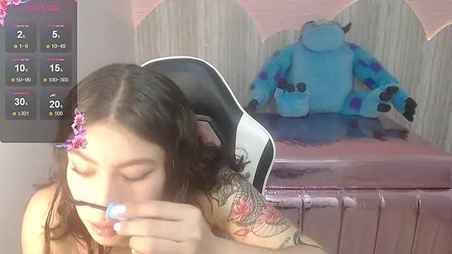 Snapshot of im_anny_t chatting on November 27, 2025, 1:11 pm im anny t online show from November 27, 2025, 1:11 pm