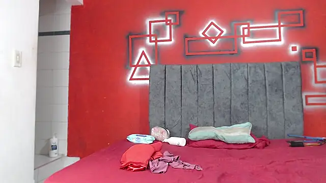 Snapshot of ebony_hard_sex chatting on November 7, 2025, 5:06 pm ebony hard sex online show from November 7, 2025, 5:06 pm