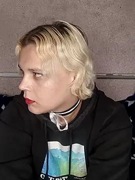 Snapshot of MargoShein chatting on November 14, 2025, 12:31 pm MargoShein online show from November 14, 2025, 12:31 pm