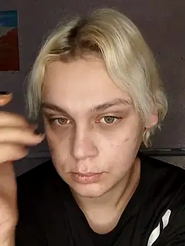 Snapshot of MargoShein chatting on October 28, 2025, 6:45 am MargoShein online show from October 28, 2025, 6:45 am