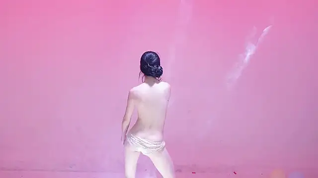 Snapshot of ATY1314 chatting on November 6, 2025, 1:15 pm ATY1314 online show from November 6, 2025, 1:15 pm