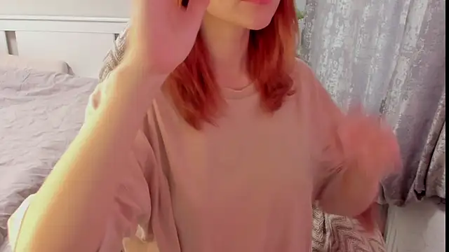 lunatale2 online show from September 18, 2025, 7:11 am