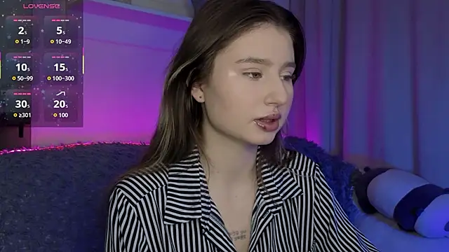  Lua   online show from February 14, 2026, 10:43 pm