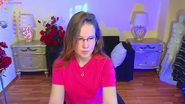 Lisa Roses online show from October 7, 2025, 4:24 am