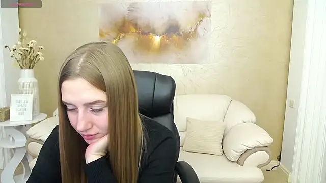 Snapshot of KissMe_Now_ chatting on November 5, 2025, 2:20 pm KissMe Now online show from November 5, 2025, 2:20 pm