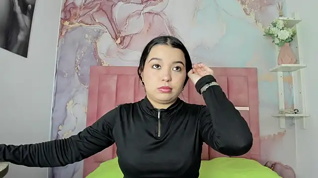 Snapshot of LunaWiill_ chatting on January 13, 2026, 7:18 pm LunaWiill online show from January 13, 2026, 7:18 pm