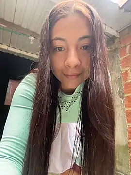 Snapshot of Karlee_Grey1 chatting on November 18, 2025, 4:21 pm Karlee Grey1 online show from November 18, 2025, 4:21 pm