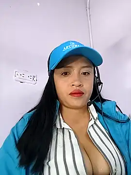 MILA  06 online show from October 28, 2025, 2:27 pm