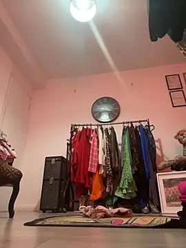 QueenStacyxox online show from October 6, 2025, 8:20 pm