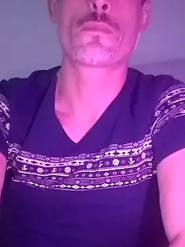 Snapshot of LeLoup49 chatting on January 10, 2026, 10:16 pm LeLoup49 online show from January 10, 2026, 10:16 pm