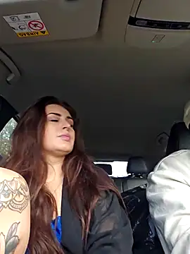 Snapshot of Kristyoff chatting on November 3, 2025, 9:57 am Kristyoff online show from November 3, 2025, 9:57 am