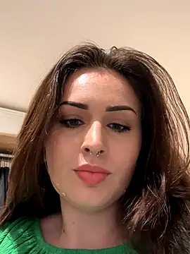 Snapshot of Kristyoff chatting on October 22, 2025, 10:58 am Kristyoff online show from October 22, 2025, 10:58 am