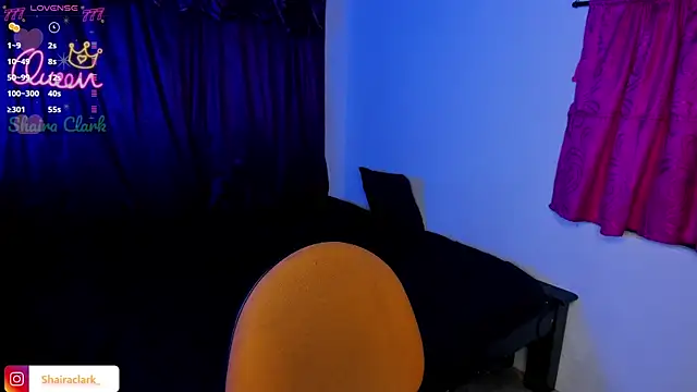 Shairaclark  online show from March 28, 2026, 2:01 am