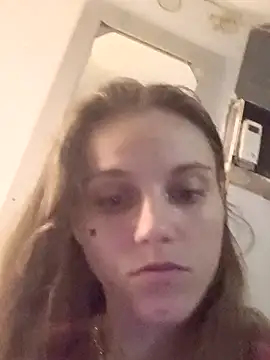 Snapshot of cicithtbitch chatting on October 5, 2025, 10:33 pm cicithtbitch online show from October 5, 2025, 10:33 pm