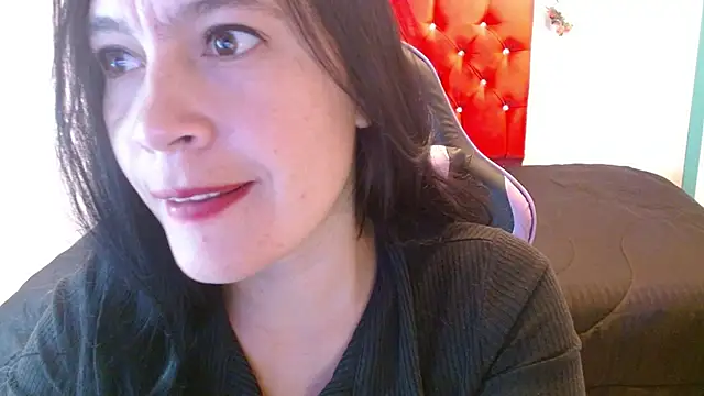 Snapshot of cristal1609 chatting on January 7, 2026, 1:05 pm cristal1609 online show from January 7, 2026, 1:05 pm