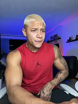 Snapshot of DiagoRockfield chatting on October 30, 2025, 12:09 am DiagoRockfield online show from October 30, 2025, 12:09 am