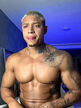 Snapshot of DiagoRockfield chatting on October 28, 2025, 1:06 am DiagoRockfield online show from October 28, 2025, 1:06 am