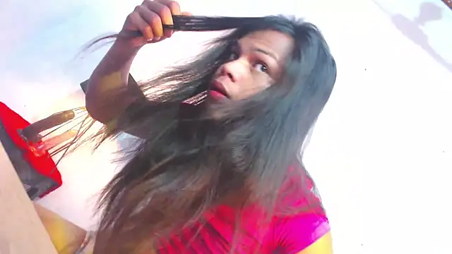 kynthy bitchy online show from December 4, 2025, 12:42 am