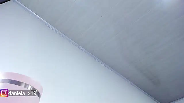 Daniela x19 online show from February 12, 2026, 12:32 am