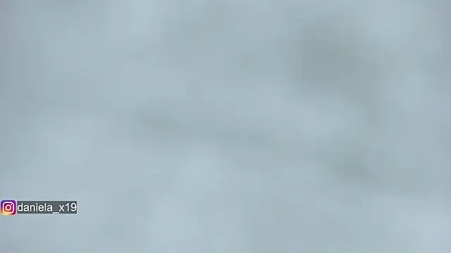 Snapshot of Daniela_x19 chatting on October 24, 2025, 12:42 am Daniela x19 online show from October 24, 2025, 12:42 am
