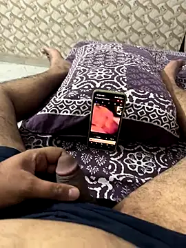 Snapshot of aflatoon121 chatting on October 5, 2025, 10:28 am aflatoon121 online show from October 5, 2025, 10:28 am