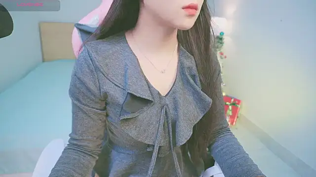 Cherry-26 online show from December 22, 2025, 2:22 am