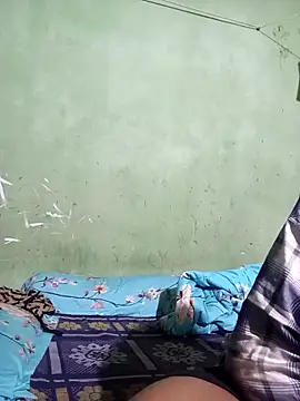 Cute Couple59 online show from December 5, 2025, 8:06 pm