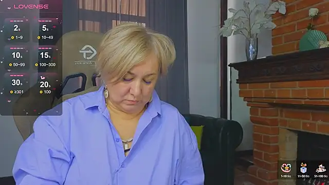 Marta Wils online show from October 17, 2025, 2:59 am