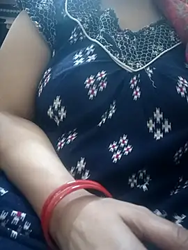 Snapshot of Jeya_thakur chatting on November 17, 2025, 8:40 am Jeya thakur online show from November 17, 2025, 8:40 am