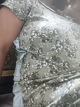 Snapshot of Jeya_thakur chatting on November 7, 2025, 11:59 am Jeya thakur online show from November 7, 2025, 11:59 am