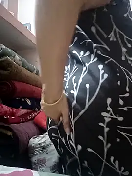 Snapshot of Jeya_thakur chatting on April 22, 2026, 5:25 am Jeya thakur online show from April 22, 2026, 5:25 am