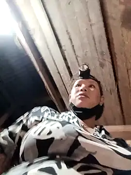 callistra online show from March 30, 2026, 1:23 pm