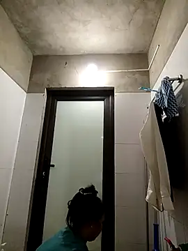 Snapshot of callistra chatting on December 15, 2025, 1:06 pm callistra online show from December 15, 2025, 1:06 pm