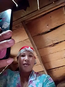 Snapshot of callistra chatting on October 23, 2025, 12:37 pm callistra online show from October 23, 2025, 12:37 pm