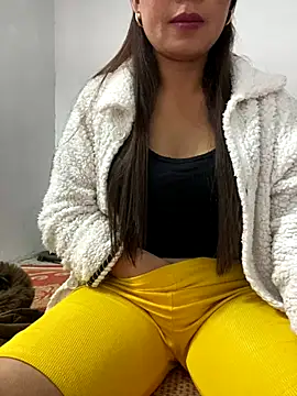 Snapshot of Milky-milk chatting on November 18, 2025, 2:53 pm Milky-milk online show from November 18, 2025, 2:53 pm