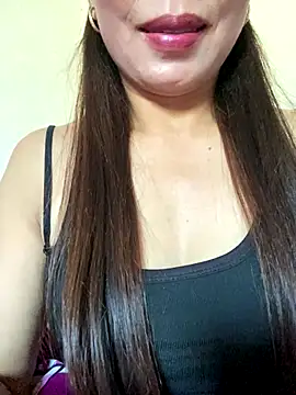 Snapshot of Milky-milk chatting on November 24, 2025, 1:38 am Milky-milk online show from November 24, 2025, 1:38 am