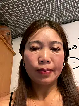 Snapshot of Milky-milk chatting on October 25, 2025, 1:34 pm Milky-milk online show from October 25, 2025, 1:34 pm