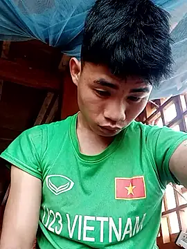 Nhyy xx online show from April 8, 2026, 2:13 am