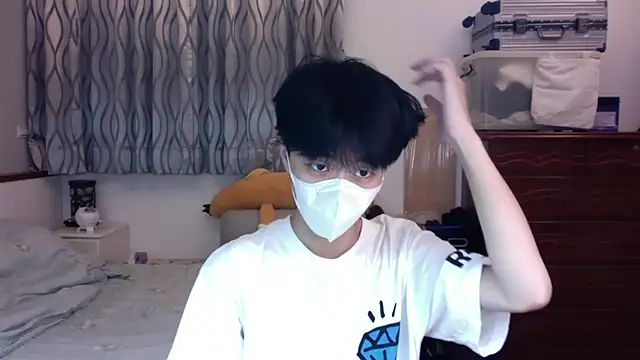 Snapshot of kai101010 chatting on November 30, 2025, 2:07 pm kai101010 online show from November 30, 2025, 2:07 pm