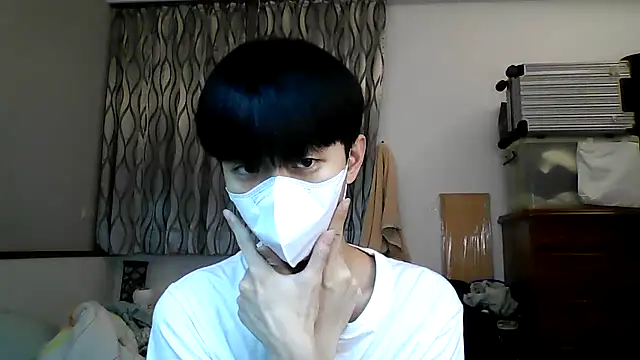 kai101010 online show from July 31, 2026, 3:42 pm