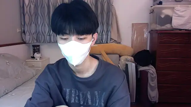 Snapshot of kai101010 chatting on November 27, 2025, 2:17 pm kai101010 online show from November 27, 2025, 2:17 pm