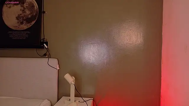 KeendraFox  online show from November 17, 2025, 10:19 am