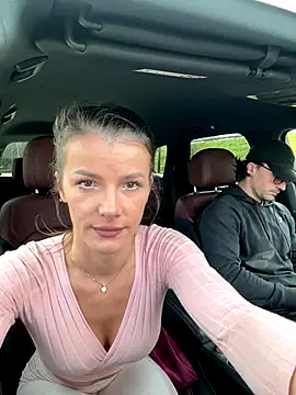 Snapshot of fit_vic chatting on November 7, 2025, 12:21 pm fit vic online show from November 7, 2025, 12:21 pm