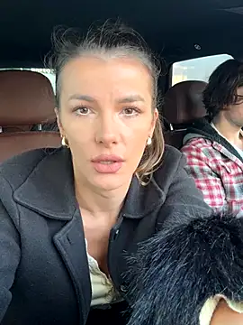 Snapshot of fit_vic chatting on November 8, 2025, 7:23 am fit vic online show from November 8, 2025, 7:23 am